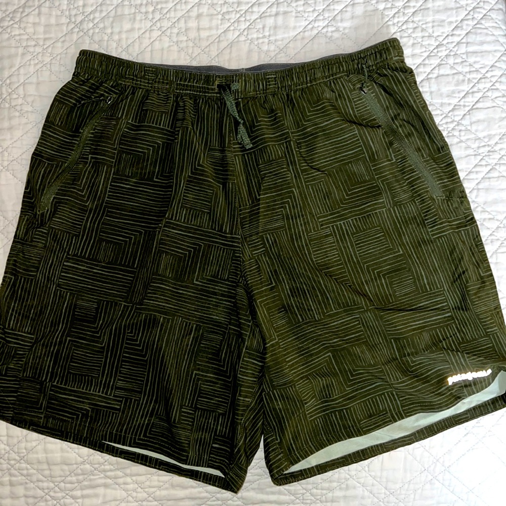 Patagonia Nine Trails Lined 8” Hiking Shorts L NWT
